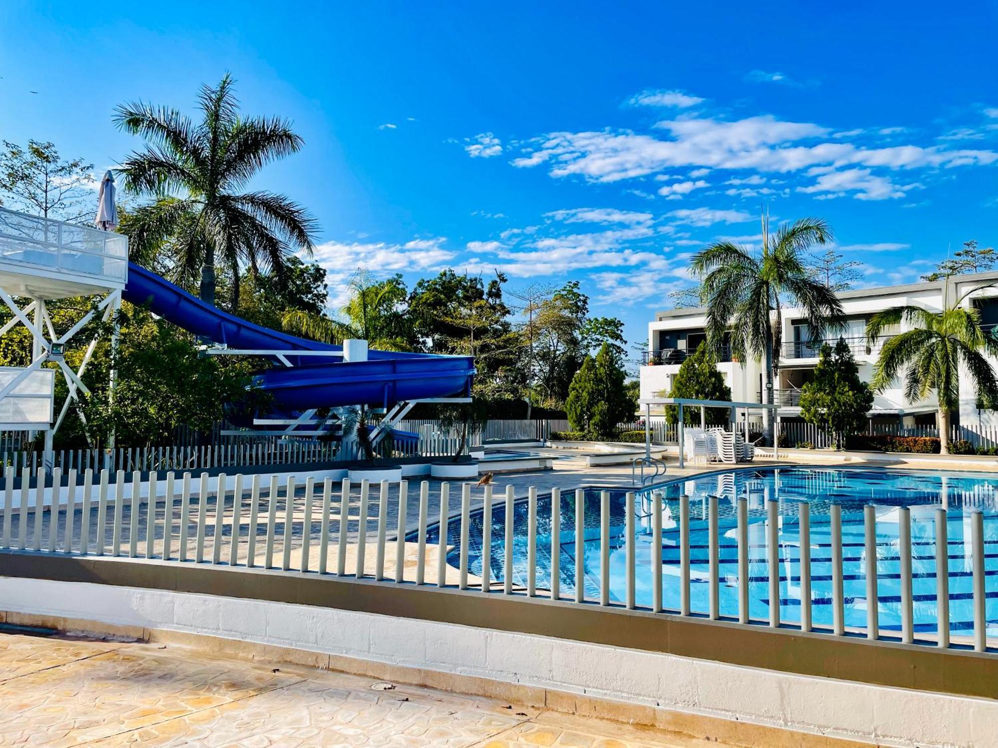 Apto Santa Fe Muy Cerca Parque Principal - Piscina Apartment